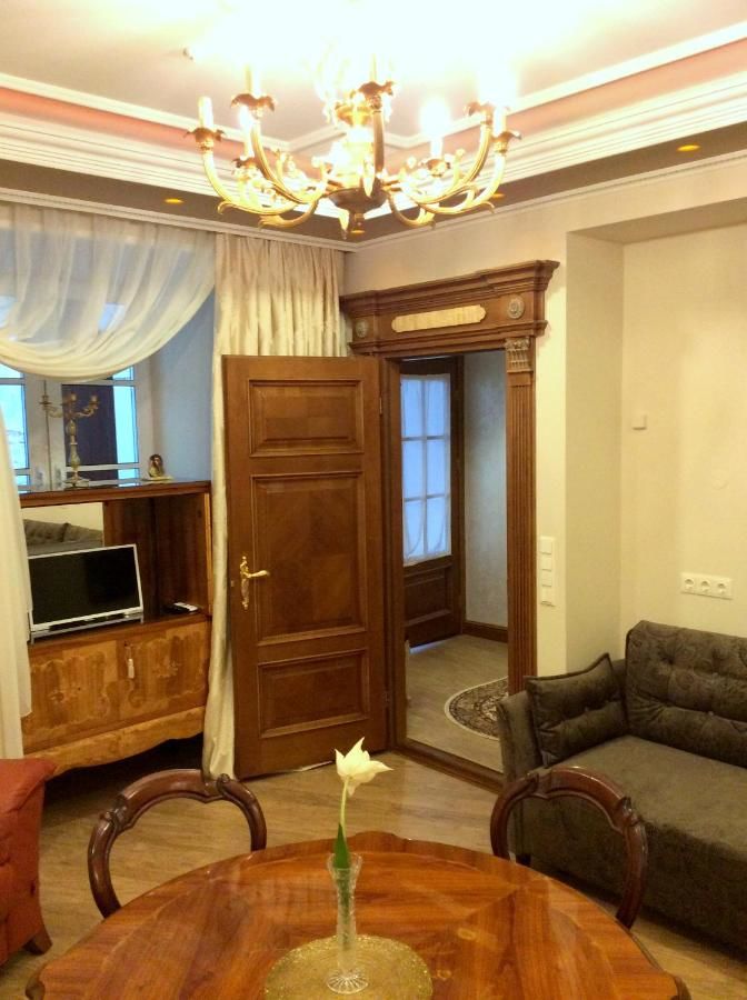 Апартаменты Luxury Pilies Avenue Apartment Вильнюс-23