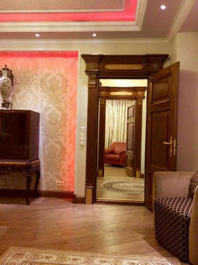 Апартаменты Luxury Pilies Avenue Apartment Вильнюс-25